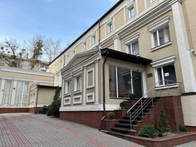 Офисный центр клубного типа на Барбюса