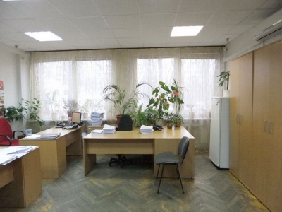 Отдельностоящее здание на Почайной