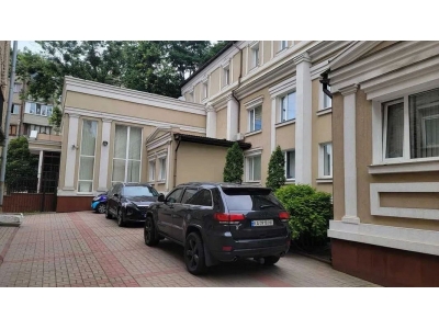 Офисный центр клубного типа на Барбюса
