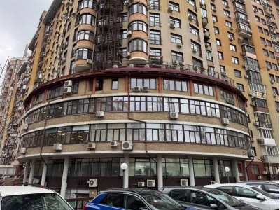 Коновальца 32 Б офис возле метро Печерская