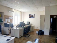 Отдельностоящее здание на Почайной
